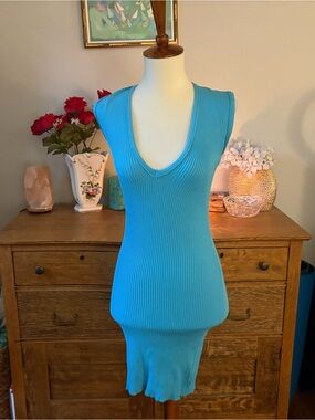 Turquoise Ribbed Knit Sleeveless Dress immodel M
